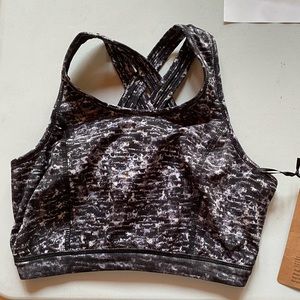Lynx Sportswear sports bra in black & white-new